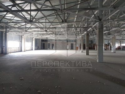 Коммерческое помещение 1 600 м2