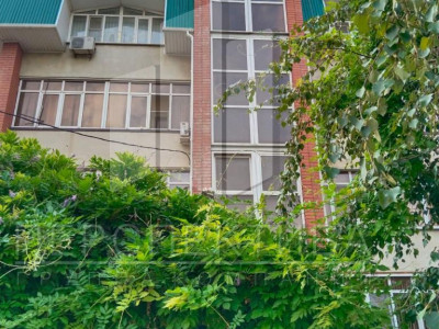 4-комн. кв., 132 м2, 3/4 этаж