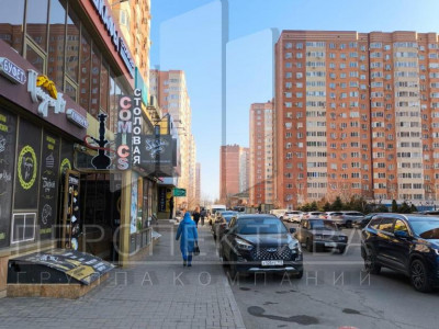 Торговая площадь 63 м2
