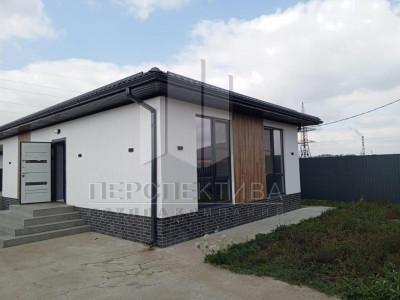 Продам дом с баней, 90 м2, участок 5 соток
