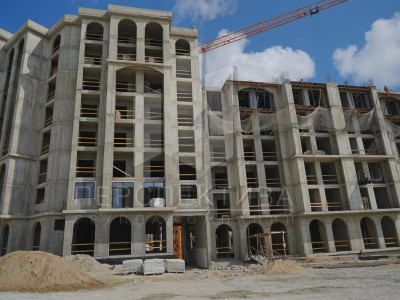 2-комн. кв., 68 м2, 2/8 этаж