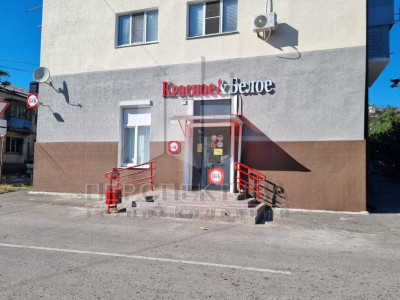 Продам помещение 126 м2, с арендатором.
